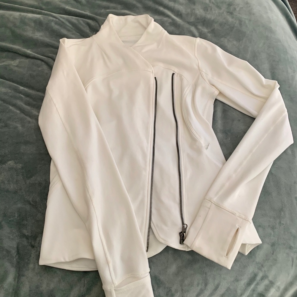 White lululemon jacket
